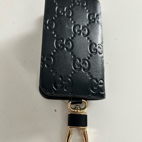 Gucci Black Leather Key Holder nwot #002 - Picture 1 of 5